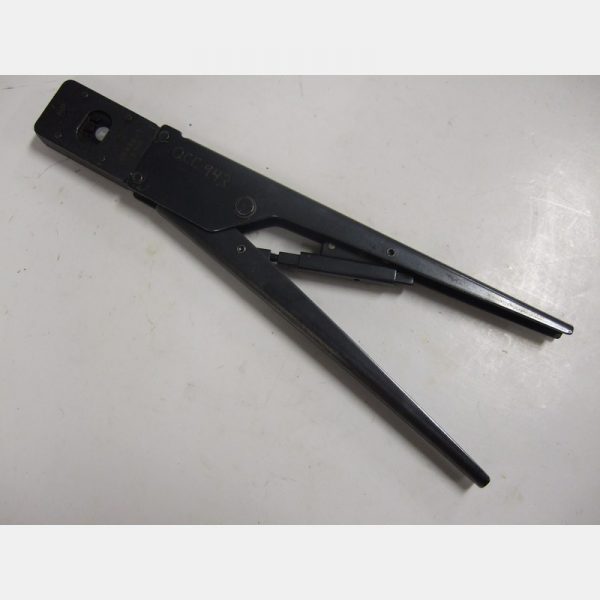 58438-1 Crimp Tool Mfg: AMP Tyco Condition: Used